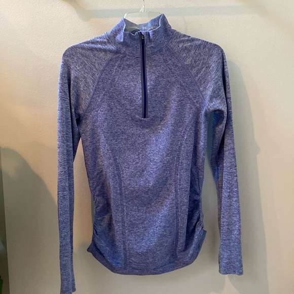 Small Athleta top - Picture 1 of 5